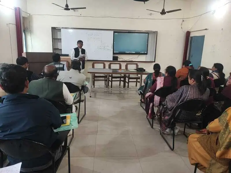 Teacher training by trainer at DIET Bijnor